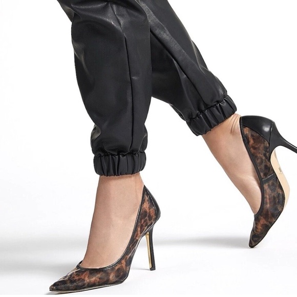 Jennifer Lopez Shoes - Jennifer Lopez Leopard Print Heels